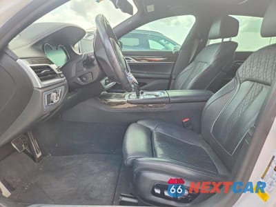 Zdjęcie 7 z 12 samochodu: 2019 BMW 750 I VIN:WBA7F0C56KGM25864 - miniatura