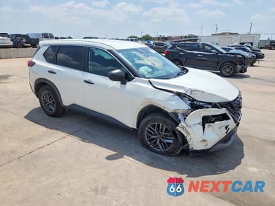 Czwarte zdjęcie samochodu z boku: 2023 NISSAN ROGUE S VIN:5N1BT3AAXPC873557 - miniatura