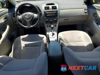 Zdjęcie 8 z 12 samochodu: 2012 TOYOTA COROLLA LE VIN:JTDBU4EE7C9171675 - miniatura