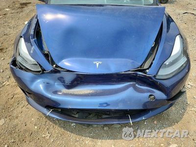 Zdjęcie 11 z 12 samochodu: 2023 TESLA MODEL 3 VIN:5YJ3E1EAXPF542403 - miniatura