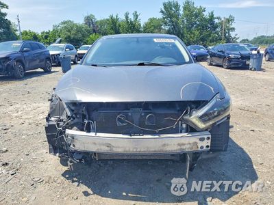 Piąte zdjęcie samochodu w środku: 2017 NISSAN MAXIMA 3.5 SV VIN:1N4AA6AP2HC446652 - miniatura