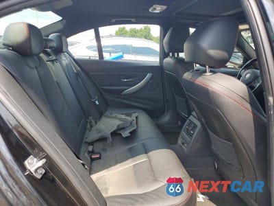 Zdjęcie 10 z 12 samochodu: 2013 BMW 335 XI VIN:WBA3B9C55DF585466 - miniatura