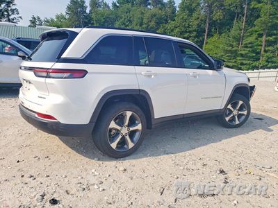 Trzecie zdjęcie samochodu z tyłu: 2026 JEEP GRAND CHEROKEE LIMITED VIN:1C4RJHBR2TC203361 - miniatura