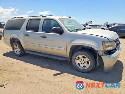 Czwarte zdjęcie samochodu z boku: 2008 CHEVROLET SUBURBAN C1500 LS VIN:3GNFC16048G192892 - miniatura