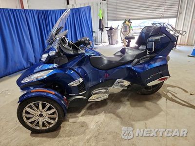 Trzecie zdjęcie samochodu z tyłu: 2016 CAN-AM SPYDER ROADSTER RT VIN:2BXNBDD25GV003356 - miniatura