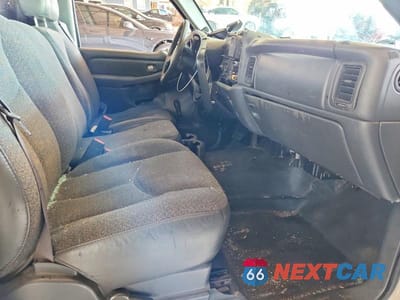 Zdjęcie 7 z 12 samochodu: 2004 CHEVROLET SILVERADO C1500 VIN:1GCEC14X54Z352521 - miniatura