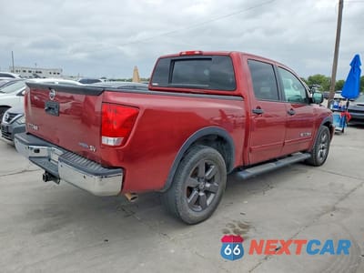 Trzecie zdjęcie samochodu z tyłu: 2015 NISSAN TITAN SV VIN:1N6BA0ED9FN502239 - miniatura