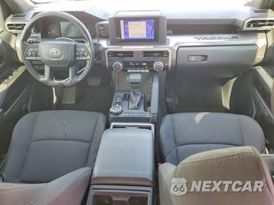 Zdjęcie 8 z 12 samochodu: 2024 TOYOTA TACOMA SR5 VIN:3TYLB5JN8RT059620 - miniatura