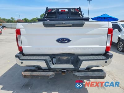 Zdjęcie 6 z 12 samochodu: 2017 FORD F250 SUPER DUTY VIN:1FT7W2BT2HEF10378 - miniatura