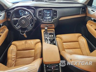 Zdjęcie 8 z 13 samochodu: 2016 VOLVO XC90 T6 VIN:YV4A22PL7G1066055 - miniatura