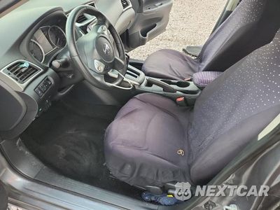 Zdjęcie 7 z 12 samochodu: 2019 NISSAN SENTRA SV VIN:3N1AB7AP5KY436678 - miniatura
