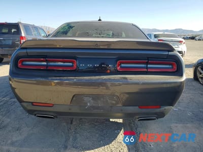 Zdjęcie 6 z 13 samochodu: 2018 DODGE CHALLENGER SXT VIN:2C3CDZAG8JH112516 - miniatura