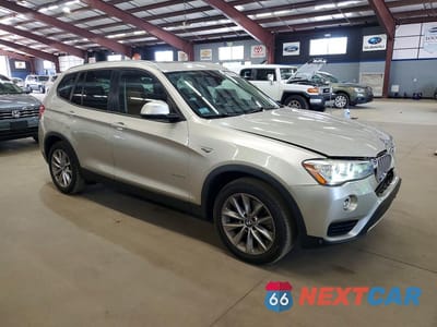 Czwarte zdjęcie samochodu z boku: 2015 BMW X3 XDRIVE28I VIN:5UXWX9C53F0D61914 - miniatura