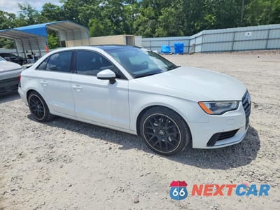 Czwarte zdjęcie samochodu z boku: 2016 AUDI A3 PREMIUM VIN:WAUA7GFF3G1117531 - miniatura