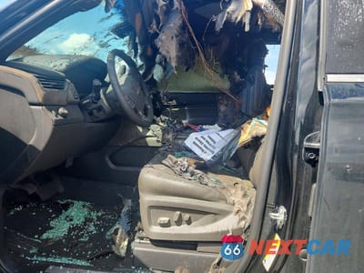 Zdjęcie 7 z 13 samochodu: 2019 CHEVROLET SUBURBAN C1500 LT VIN:1GNSCHKC8KR387652 - miniatura