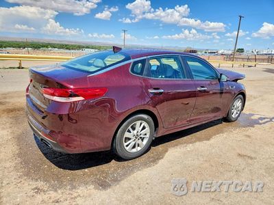 Trzecie zdjęcie samochodu z tyłu: 2016 KIA OPTIMA LX VIN:5XXGT4L37GG039373 - miniatura