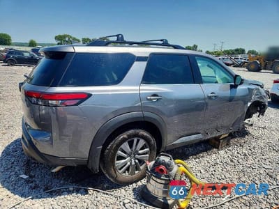 Trzecie zdjęcie samochodu z tyłu: 2025 NISSAN PATHFINDER ROCK CREEK VIN:5N1DR3BD3SC251276 - miniatura