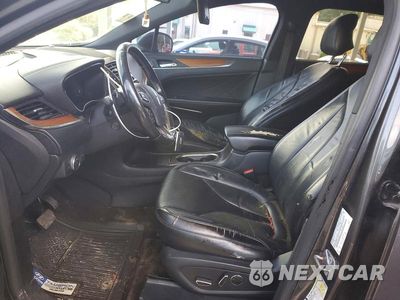 Zdjęcie 7 z 12 samochodu: 2017 LINCOLN MKC SELECT VIN:5LMCJ2C9XHUL21623 - miniatura