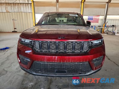 Piąte zdjęcie samochodu w środku: 2025 JEEP GRAND CHEROKEE LAREDO VIN:1C4RJHAGXSC273561 - miniatura