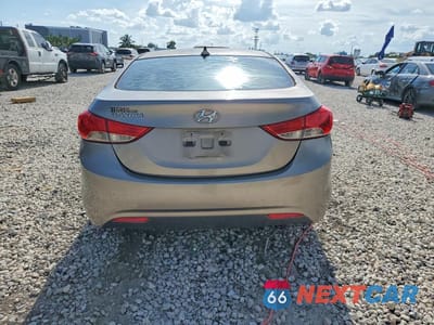 Zdjęcie 6 z 12 samochodu: 2013 HYUNDAI ELANTRA GLS VIN:5NPDH4AE6DH221350 - miniatura