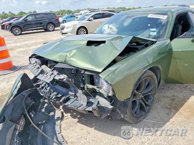 Zdjęcie 11 z 12 samochodu: 2018 DODGE CHALLENGER SXT VIN:2C3CDZAGXJH271053 - miniatura