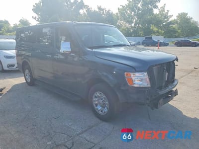 Czwarte zdjęcie samochodu z boku: 2013 NISSAN NV 3500 HD S VIN:5BZBF0AA2DN201986 - miniatura