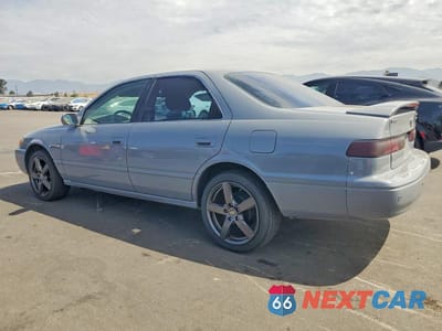 Drugie zdjęcie samochodu z przodu: 1999 TOYOTA CAMRY LE VIN:4T1BG22K8XU519925 - miniatura