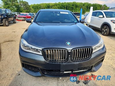 Piąte zdjęcie samochodu w środku: 2018 BMW 750 I VIN:WBA7F0C52JGM23883 - miniatura