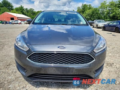 Piąte zdjęcie samochodu w środku: 2016 FORD FOCUS SE VIN:1FADP3F27GL200539 - miniatura