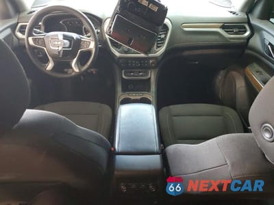 Zdjęcie 8 z 14 samochodu: 2021 GMC ACADIA SLE VIN:1GKKNKLSXMZ233411 - miniatura
