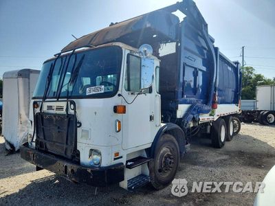 Drugie zdjęcie samochodu z przodu: 2015 AUTOCAR XPEDITOR REFUSE TRUCK VIN:5VCACLLEXFH218593 - miniatura