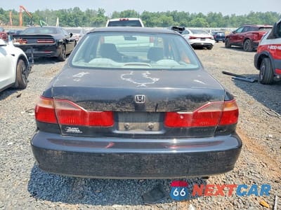 Zdjęcie 6 z 12 samochodu: 2000 HONDA ACCORD LX VIN:1HGCG6651YA108262 - miniatura