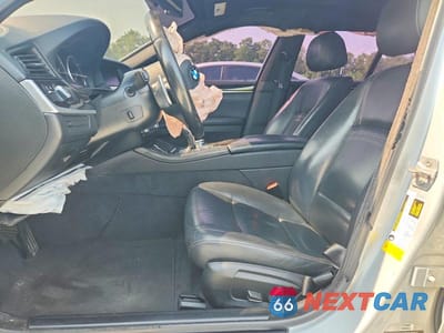 Zdjęcie 7 z 12 samochodu: 2016 BMW 535 I VIN:WBA5B1C55GG553688 - miniatura