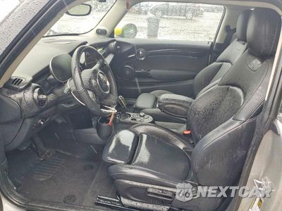 Zdjęcie 7 z 14 samochodu: 2024 MINI COOPER SE VIN:WMW13DJ0XR2U74165 - miniatura