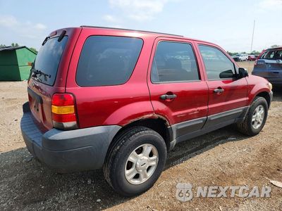 Trzecie zdjęcie samochodu z tyłu: 2005 FORD ESCAPE XLS VIN:1FMYU02Z25KA28781 - miniatura