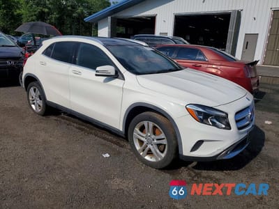 Czwarte zdjęcie samochodu z boku: 2016 MERCEDES-BENZ GLA 250 4MATIC VIN:WDCTG4GB6GJ231586 - miniatura