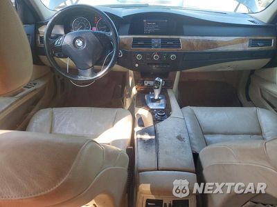 Zdjęcie 8 z 12 samochodu: 2010 BMW 528 I VIN:WBANU5C58AC366185 - miniatura
