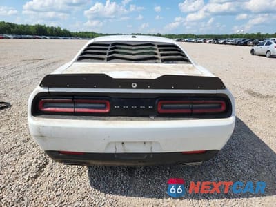 Zdjęcie 6 z 12 samochodu: 2015 DODGE CHALLENGER SXT PLUS VIN:2C3CDZBT0FH846540 - miniatura