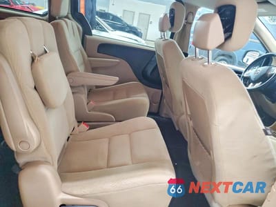 Zdjęcie 11 z 13 samochodu: 2016 DODGE GRAND CARAVAN SXT VIN:2C4RDGCG3GR322063 - miniatura