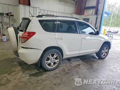 Trzecie zdjęcie samochodu z tyłu: 2012 TOYOTA RAV4 BASE VIN:2T3ZF4DVXCW129785 - miniatura