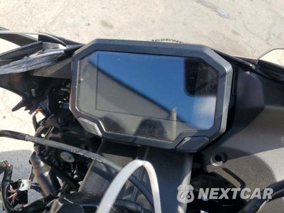 Zdjęcie 7 z 9 samochodu: 2025 KAWASAKI ZX636 K VIN:JKBZXJJ18SA025862 - miniatura