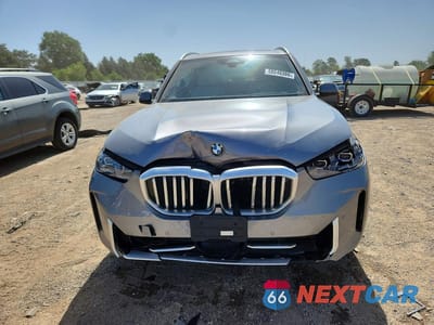 Piąte zdjęcie samochodu w środku: 2025 BMW X5 VIN:5UX23EU02S9Z43334 - miniatura