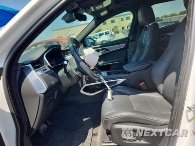 Zdjęcie 7 z 13 samochodu: 2023 JAGUAR F-PACE R-DYNAMIC S VIN:SADCT2FU6PA708174 - miniatura