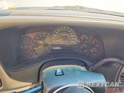 Zdjęcie 9 z 13 samochodu: 2006 CHEVROLET SUBURBAN C1500 VIN:1GNEC16Z36J102931 - miniatura
