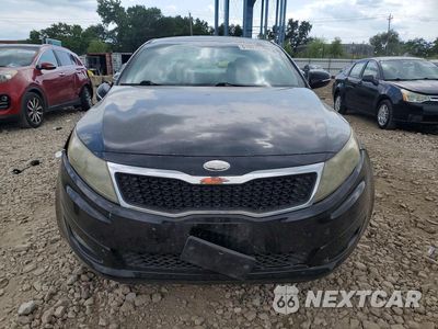 Piąte zdjęcie samochodu w środku: 2013 KIA OPTIMA LX VIN:5XXGM4A70DG142410 - miniatura