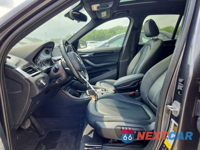 Zdjęcie 7 z 13 samochodu: 2018 BMW X1 VIN:WBXHT3Z36J4A65959 - miniatura