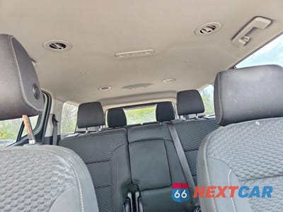 Zdjęcie 10 z 13 samochodu: 2019 GMC ACADIA SLE VIN:1GKKNRLA6KZ244290 - miniatura
