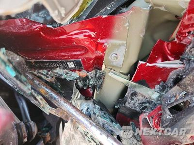 Zdjęcie 13 z 13 samochodu: 2020 TOYOTA HIGHLANDER HYBRID XLE VIN:5TDGARAH1LS500481 - miniatura
