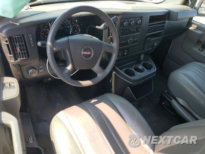 Zdjęcie 8 z 13 samochodu: 2017 GMC SAVANA G3500 REFRIGERATED DELIVERY VAN VIN:1GTZ7HFF6H1338179 - miniatura