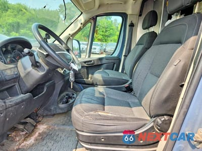 Zdjęcie 7 z 13 samochodu: 2019 RAM PROMASTER 3500 3500 HIGH VIN:3C6URVJG1KE551796 - miniatura